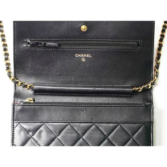 Authenic Black CHANEL Wallet On Chain - Gold Chain - Quilted Lambskin - Picture 6 of 9